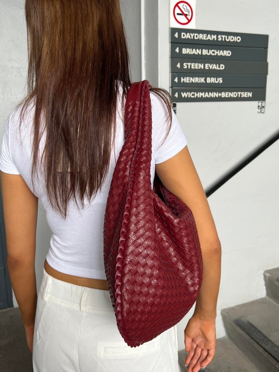 Shoulder Bag Braided Leather Zipper Closure