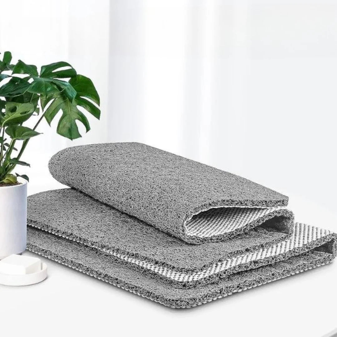 Shower Mat Open Drainage Textured Surface & Non-Slip Backing