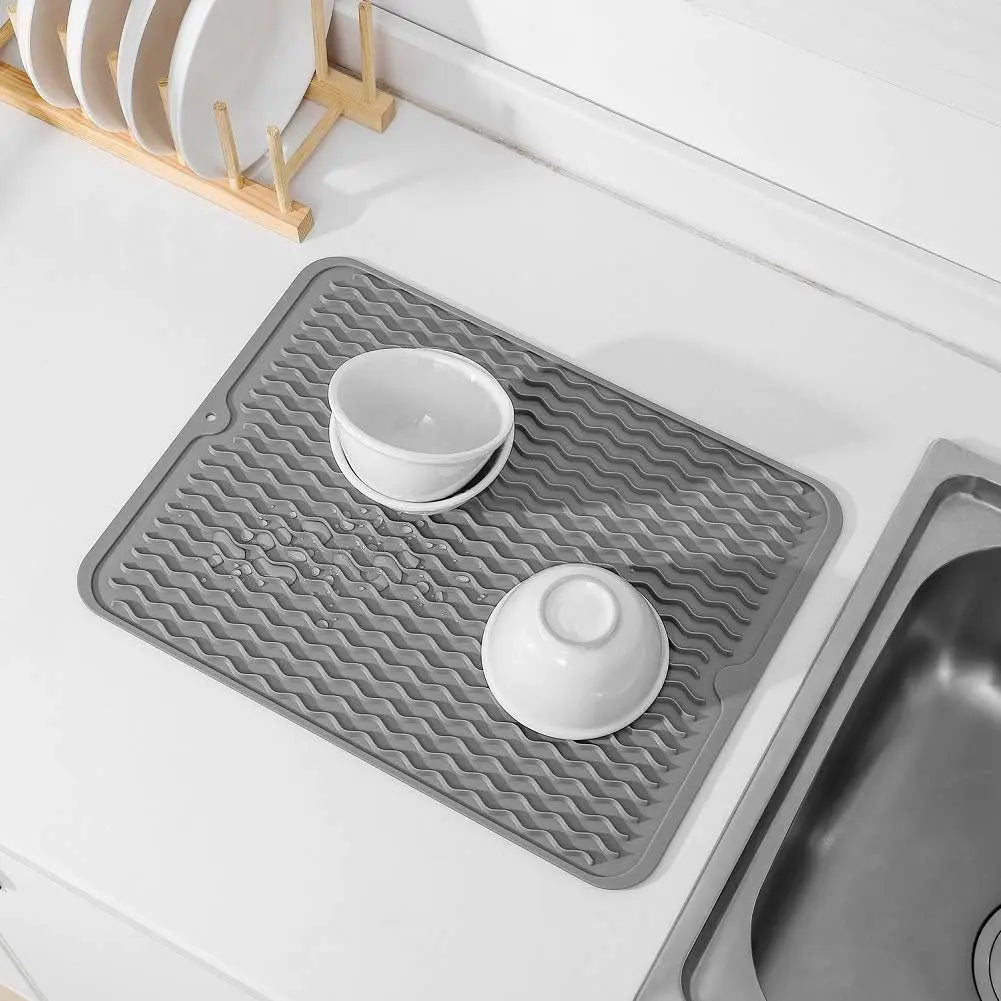 Silicone Drying Mat Ribbed Drainage Heat Resistant & BPA-Free