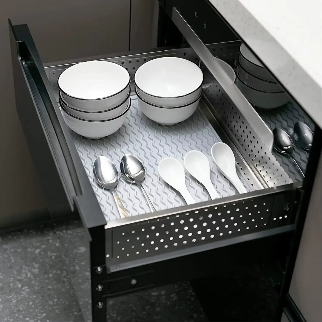 Silicone Drying Mat Ribbed Drainage Heat Resistant & BPA-Free