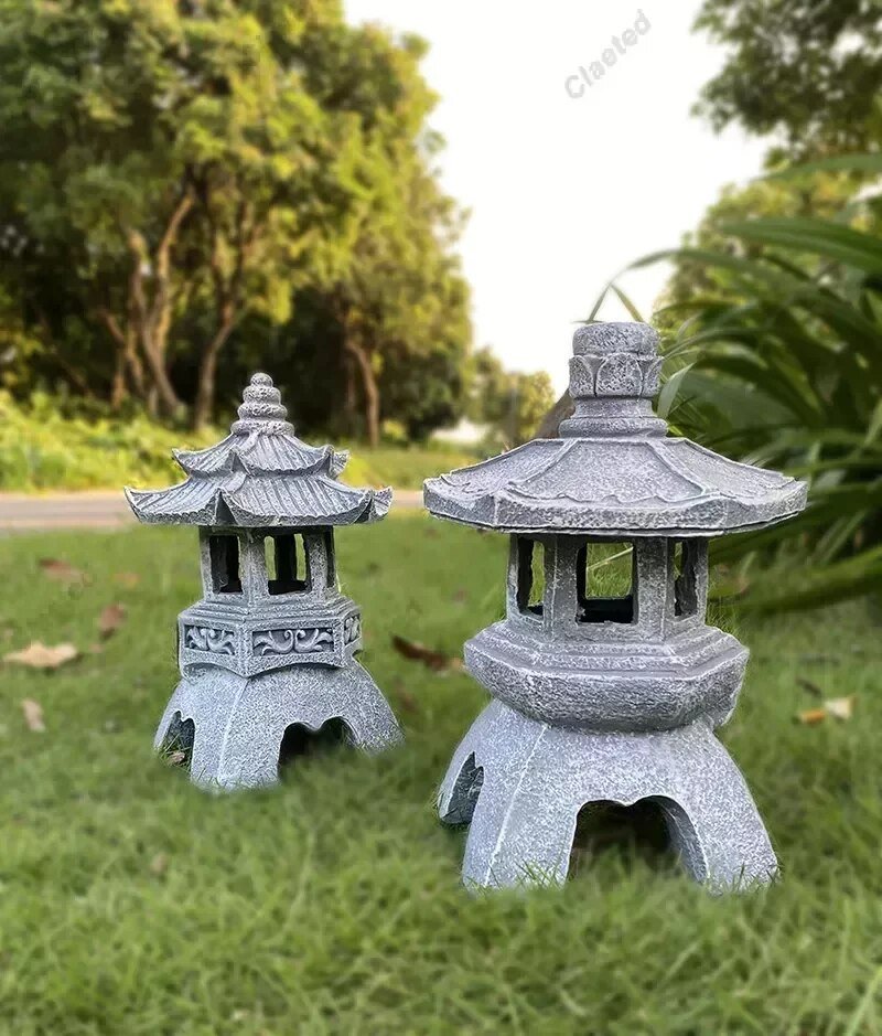 Solar Garden Lantern Pagoda Design LED Weather-Resistant Resin