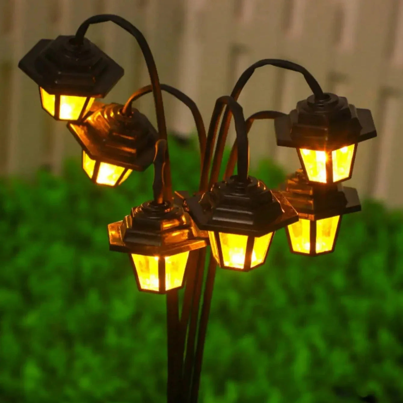 Solar Garden Lantern Retro Street Lamp Dusk Sensor