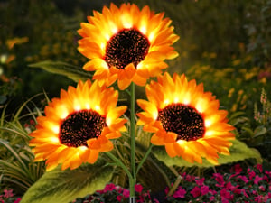 Solar Sunflower Garden Light Dusk-To-Dawn IP65