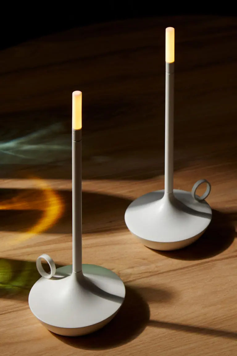 Table Lamp Cordless Dimmable USB-C Rechargeable Aluminum Housing