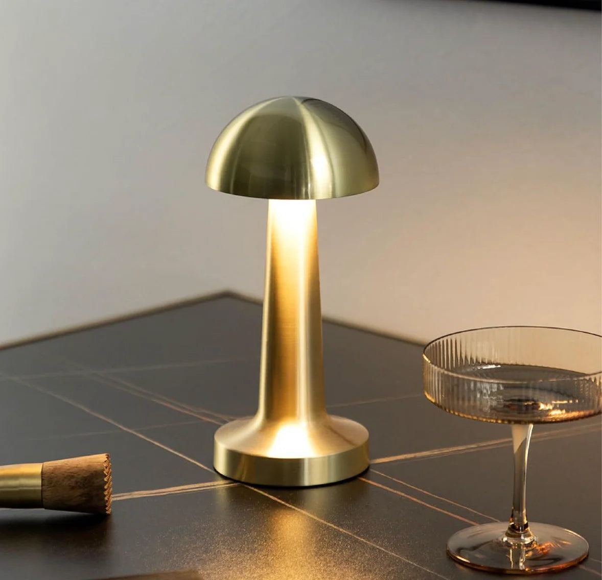 Table Lamp Mushroom 3-Color Dimmable Touch & USB Rechargeable