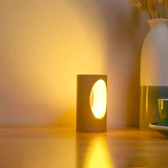 Table Lamp Solid Wood USB-Powered Glare-Free Warm Glow