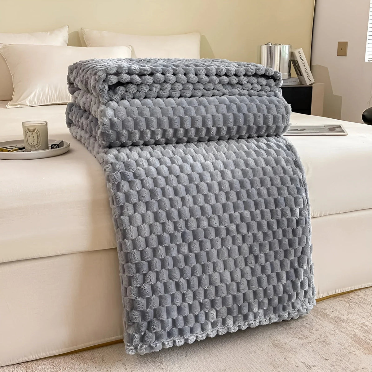 Throw Blanket Microfiber Super Soft Machine Washable