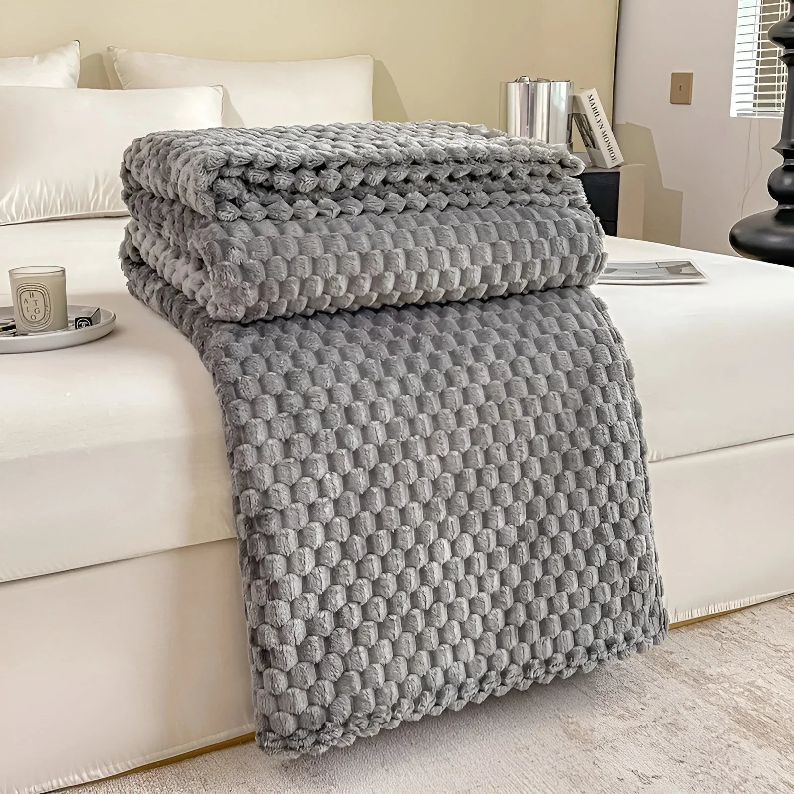 Throw Blanket Microfiber Super Soft Machine Washable