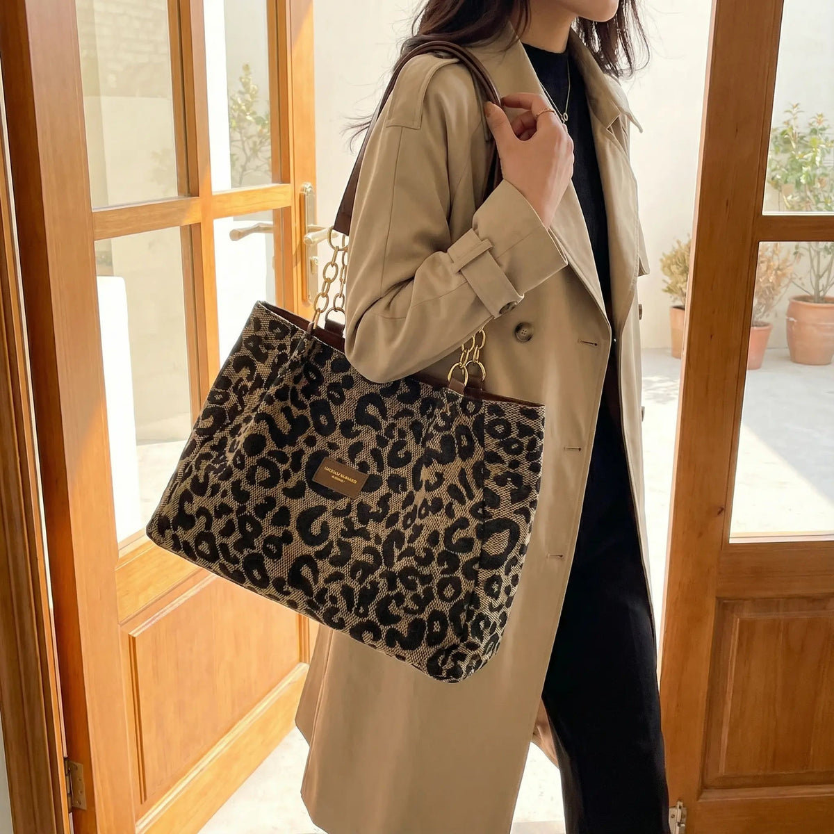 Tote Bag Leopard Print Woven Canvas Gold Chain Straps