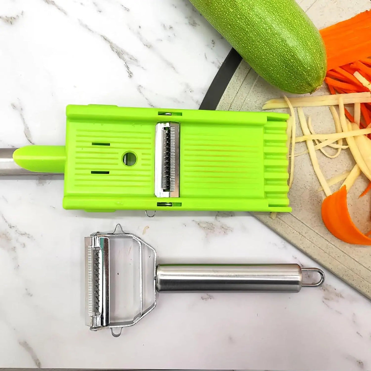 Vegetable Peeler Ergonomic Swivel Micro-Serrated Blade
