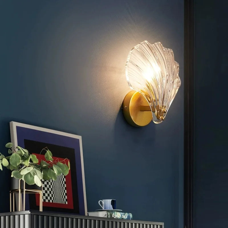 Wall Light Mouth-Blown Glass Shell Golden Holder