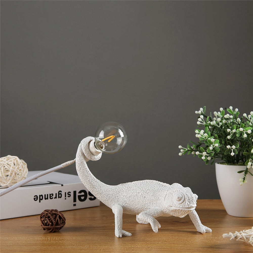 Animal-Themed Accent Lamp for Home Decor