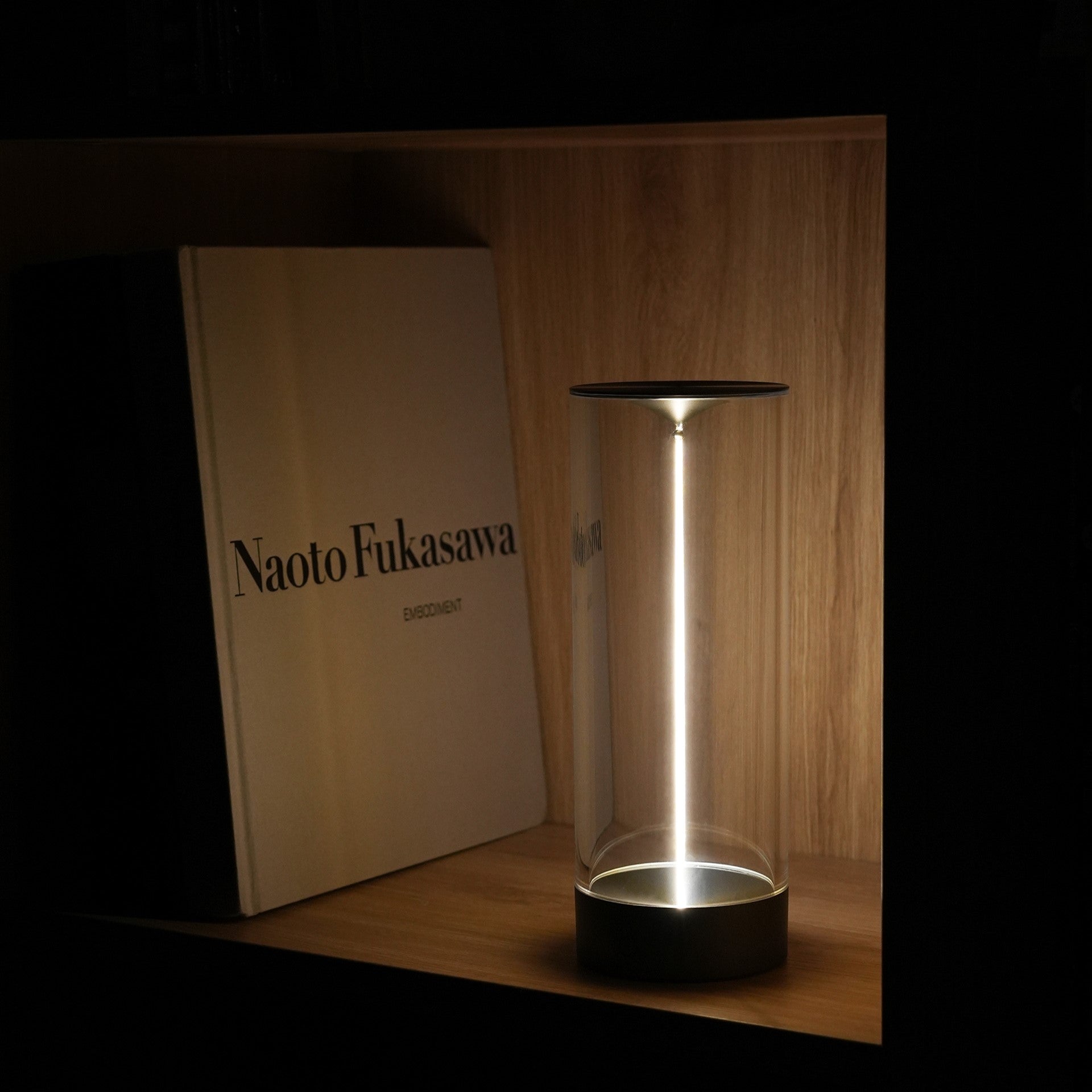 Cylindrical Wireless Table Lamp - Beam of Light