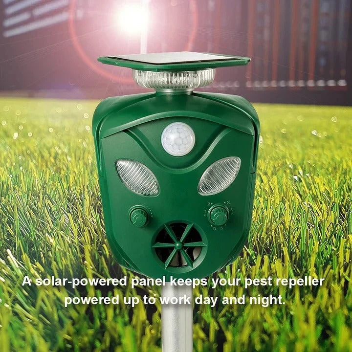 GuardianShield | All-Around Solar-Powered Animal Repellent System