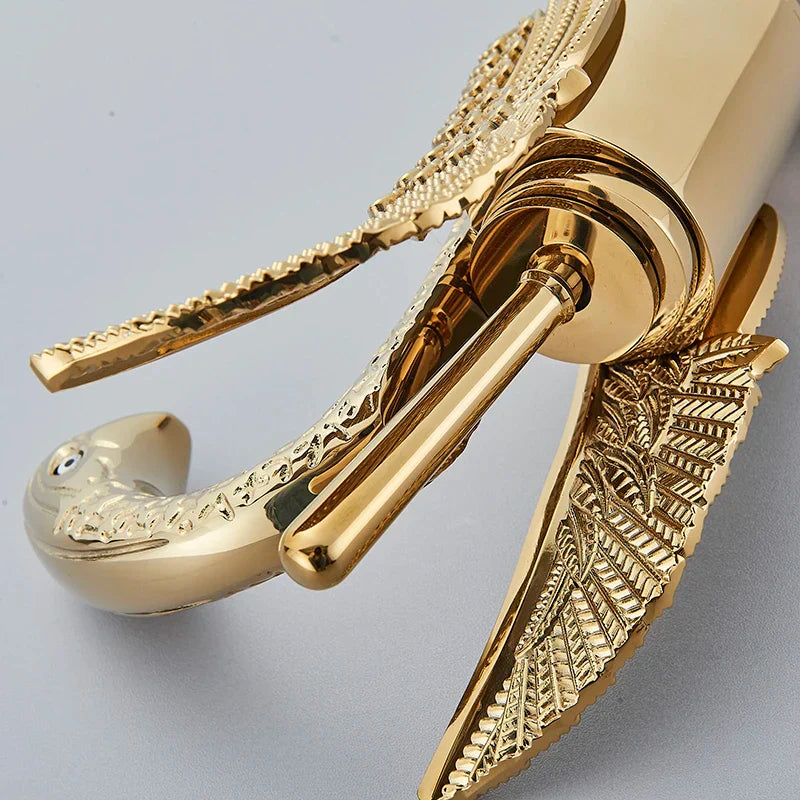 LuxeGleam | Premium Single Handle Faucet with Radiant Finish