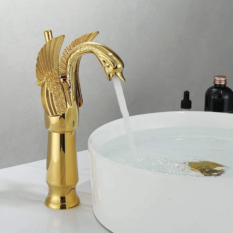 LuxeGleam | Premium Single Handle Faucet with Radiant Finish