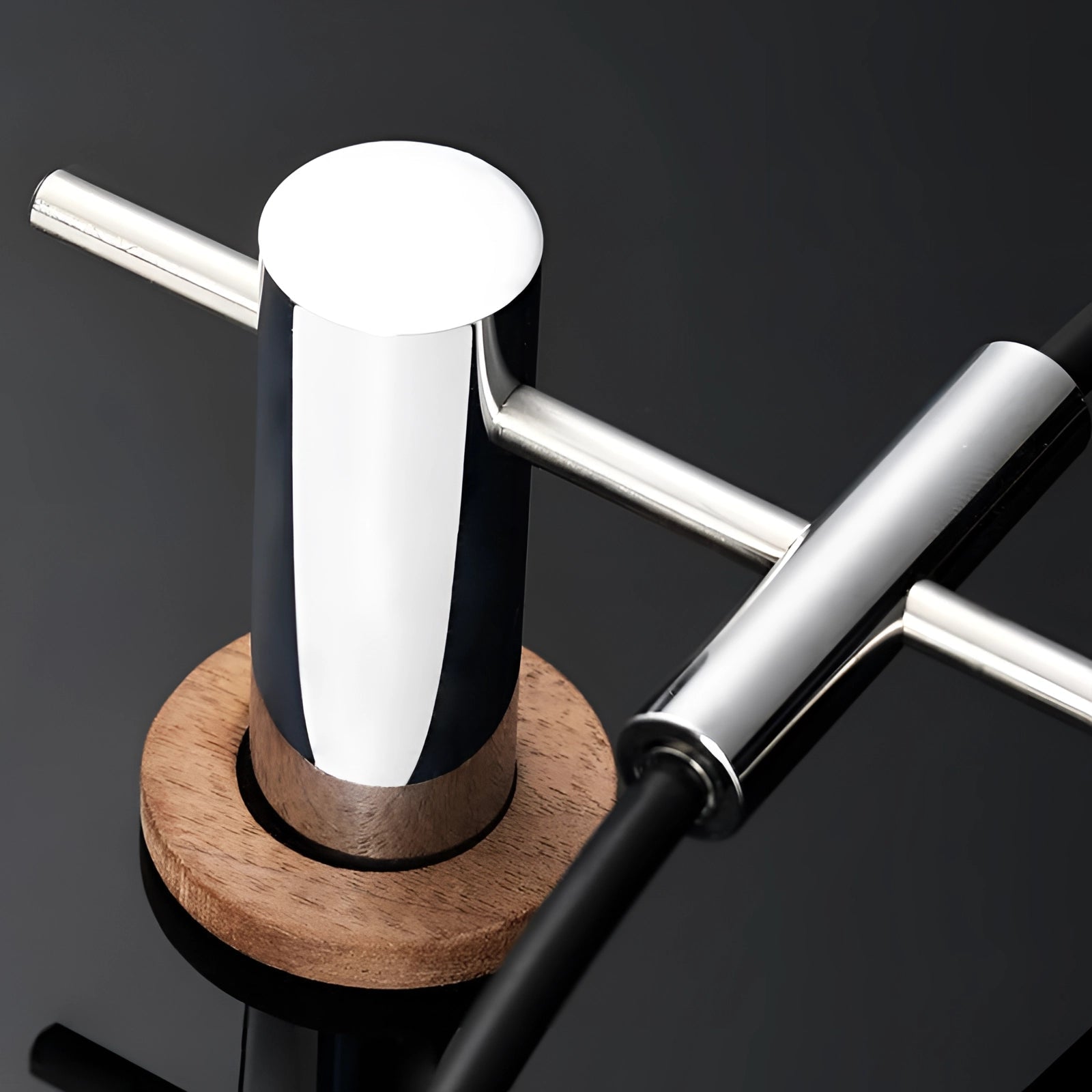 Sleek Metal Timepiece | Oversized Minimalist Clock for Homes