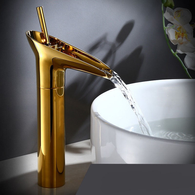 Classic Cascade Bathroom Faucet with Vintage Bronze Finish