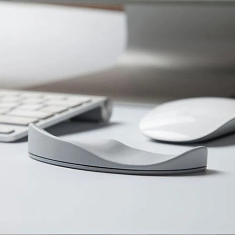 Ergonomic Silicone Mouse Pad with Right-Hand Wrist Support