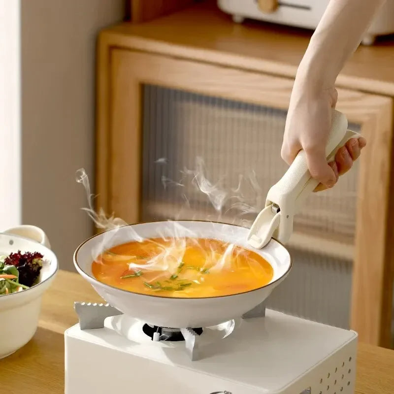 Heat-Defying Grip for Effortless Cooking
