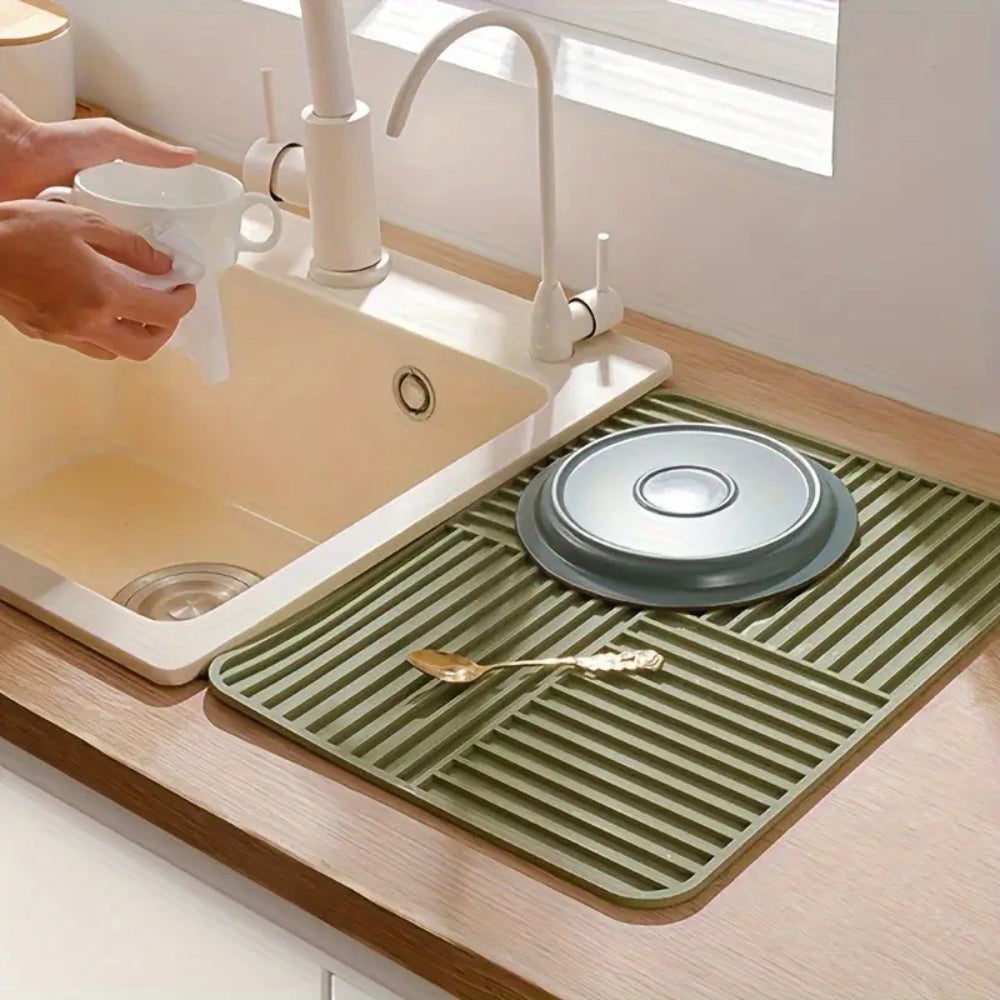 Silicone Kitchen Dish Drying Mat – Foldable & Heat Resistant