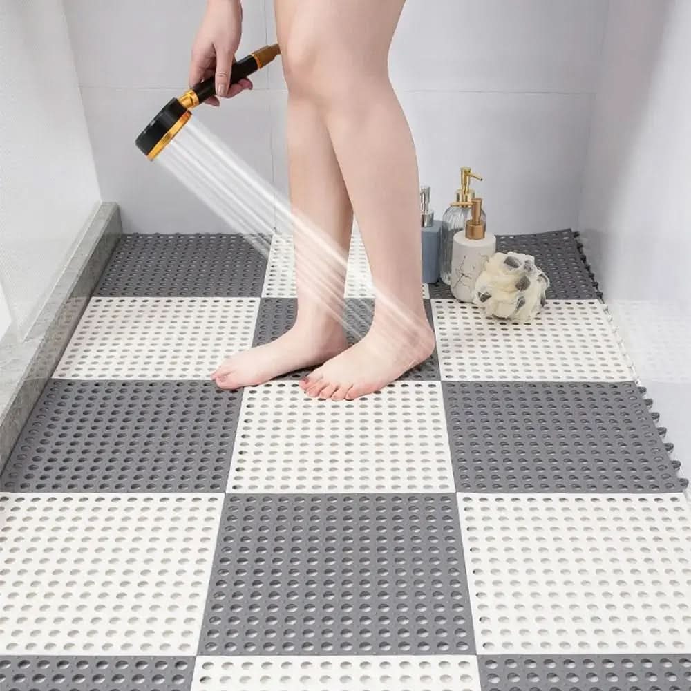 AquaGuard - Slip-Resistant Bath Mats for Ultimate Shower Safety