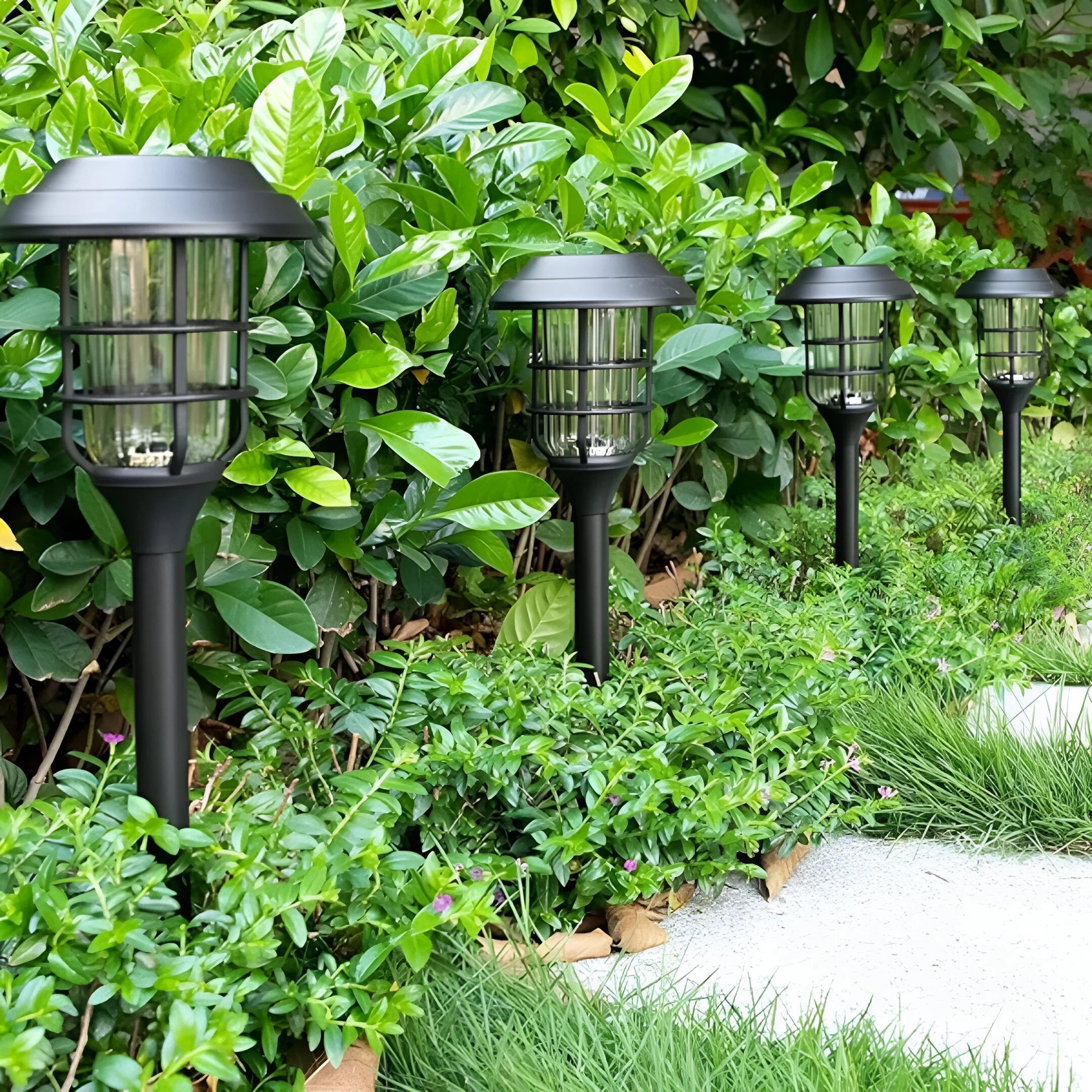 Twilight Radiance | Solar-Powered Flickering Light Set for Gardens