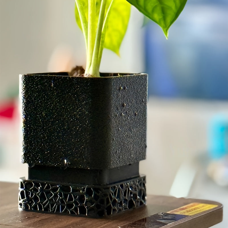 Stylish Geometric Planter with Drainage System and Tray
