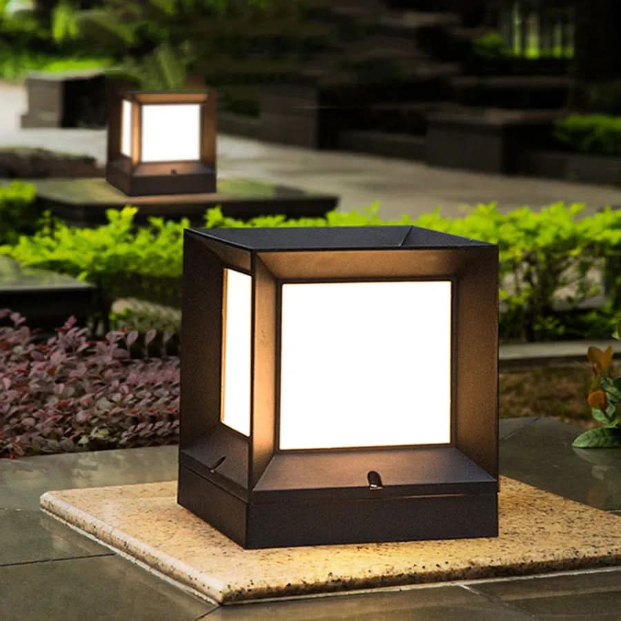 LUMENPATH – Stylish LED Outdoor Lamp for Gates and Driveways