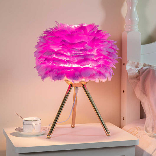 Feathered Dimmable Table Light – Elegant Design