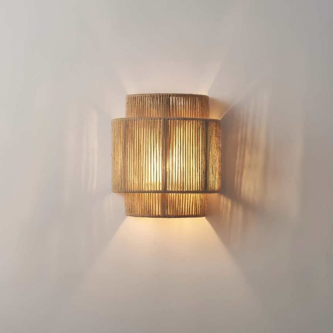 Elegant Wicker Wall Light Fixture with E27 Socket