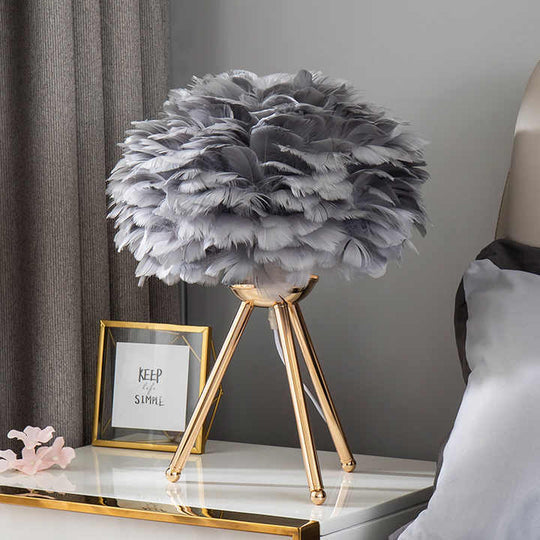 Feathered Dimmable Table Light – Elegant Design