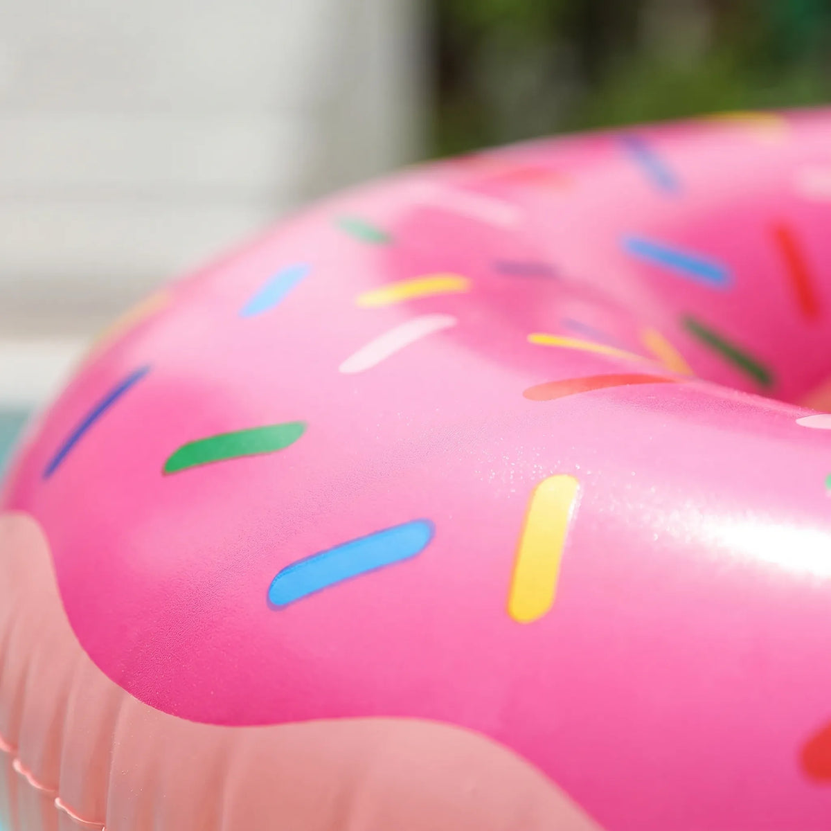 Inflatable Pool Ring in Doughnut Shape