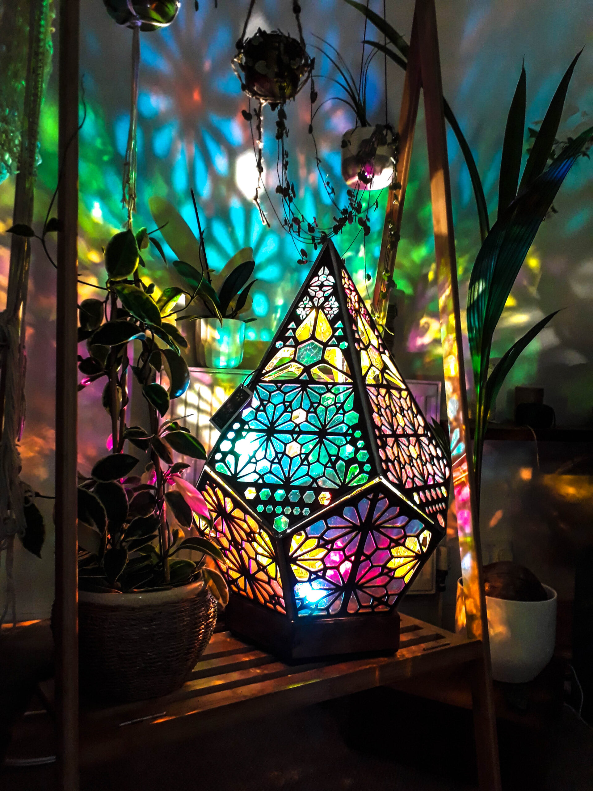 LED Table Lamp with Glass and Leaded Design