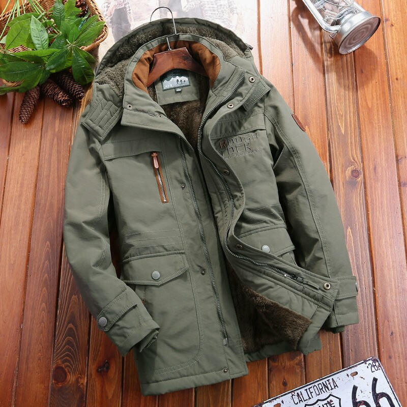 Versatile Insulated Fleece Jacket with Multiple Pockets