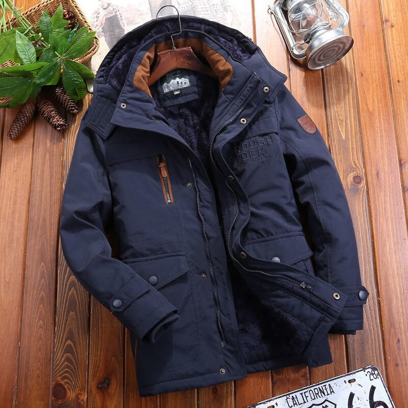 Versatile Insulated Fleece Jacket with Multiple Pockets