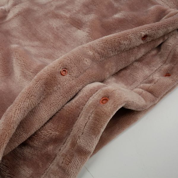 Wireless Comfort Blanket for Cozy Evenings
