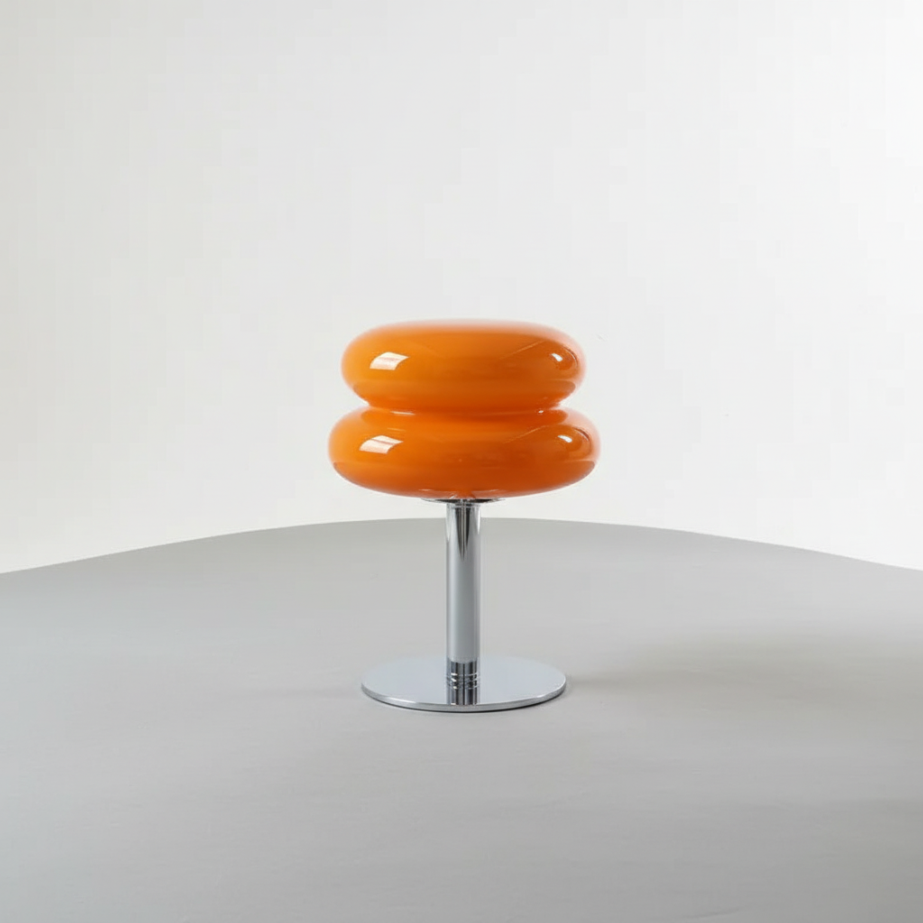 Retro-Shaped Wireless Table Lamp