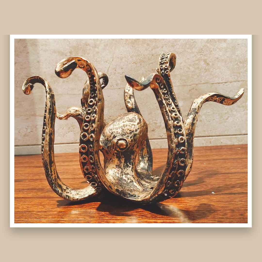 Nautical Elegance | Stylish Mug Tree with Tentacle Hooks