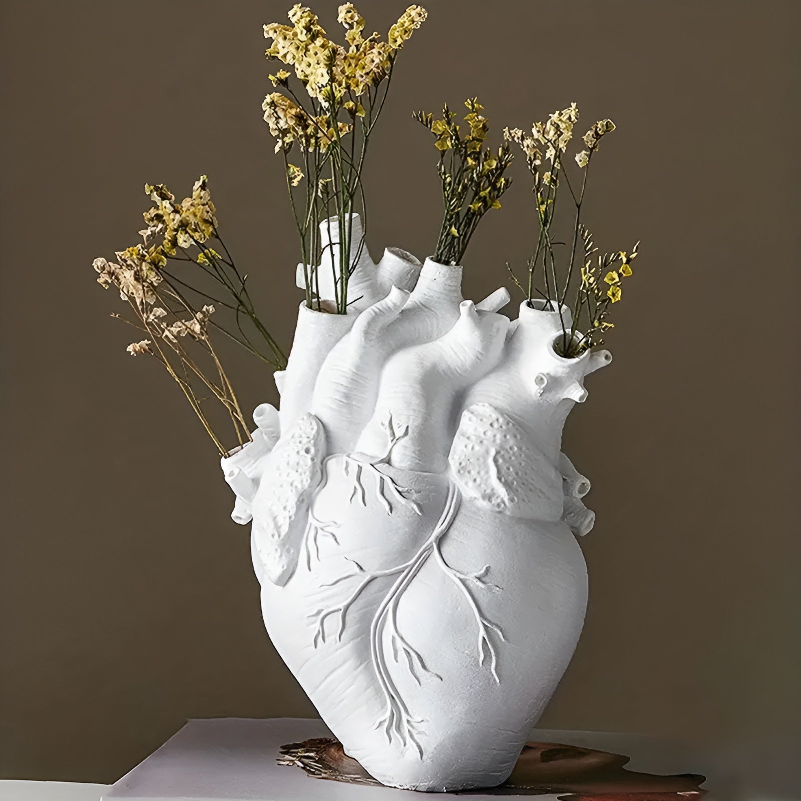 Charming Eco-Friendly Heart Vase for Floral Displays