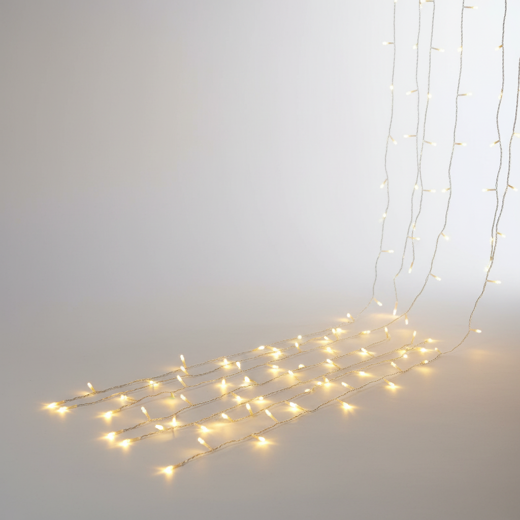 Outdoor LED Icicle String Lights - Fairy Light Decoration
