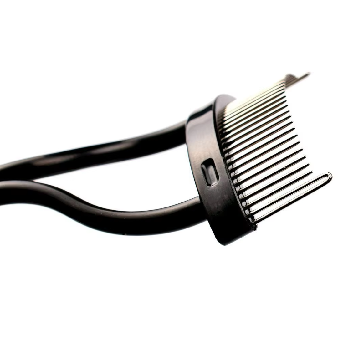 Precision Lash Groomer | Curved Eyelash Comb for Flawless Finish