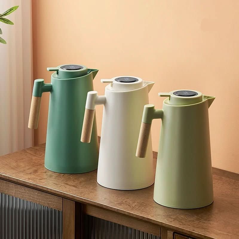 ChillGuard Thermal Flask | Smart Temperature Indicator | Sleek Design for Any Beverage
