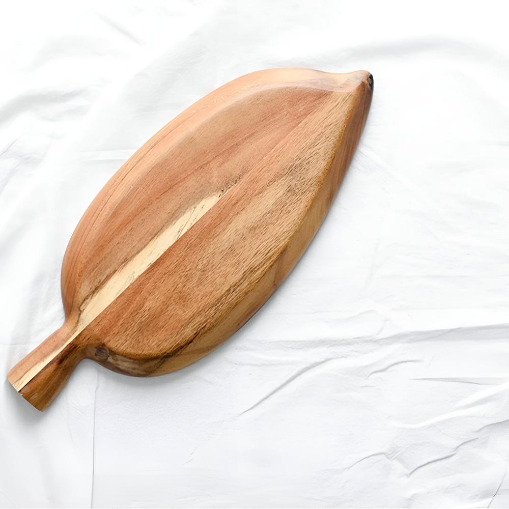 Elegant Wooden Leaf Platter for Stylish Serving
