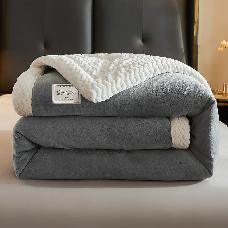 Cozy Fleece Throw Blanket for Warmth and Comfort