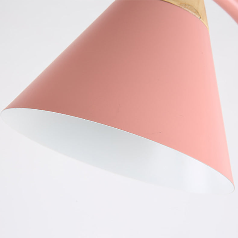 LuxeAura | Elegant Metal Floor Lamp for All Spaces