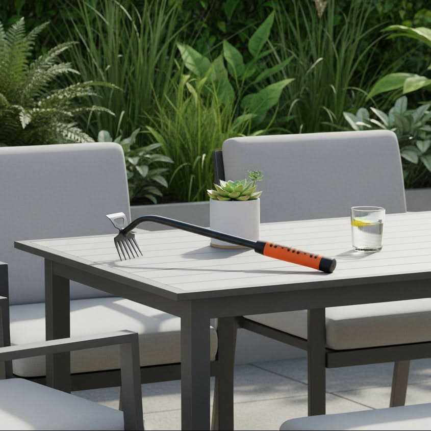 GardenMaster Pro – Sturdy Weeding Tool for Quick Garden Cleanup