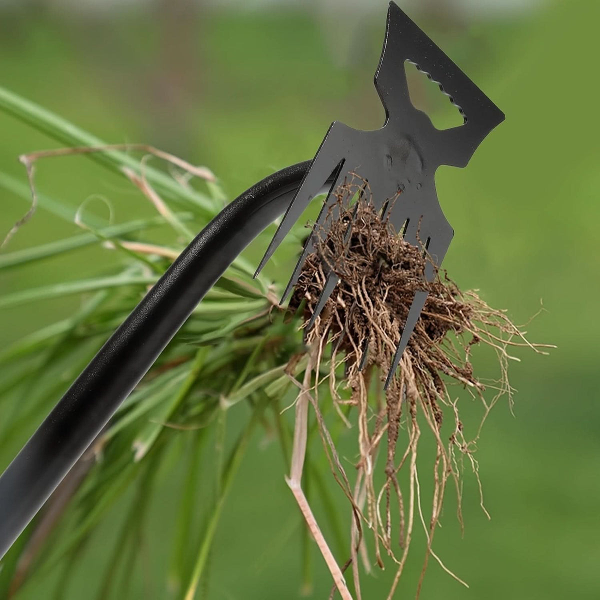 GardenMaster Pro – Sturdy Weeding Tool for Quick Garden Cleanup