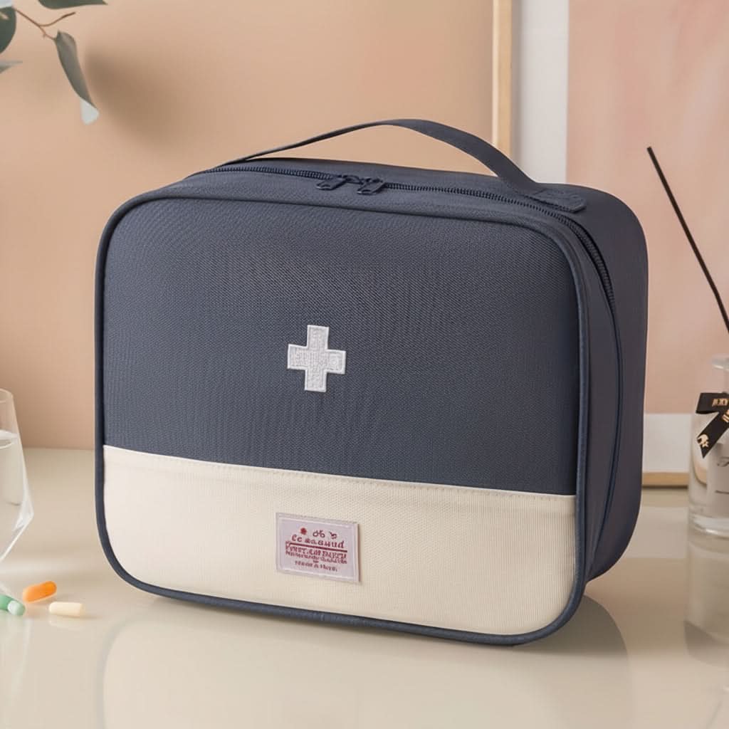 HealthKeeper - Extra-Large Travel First Aid Kit Organizer