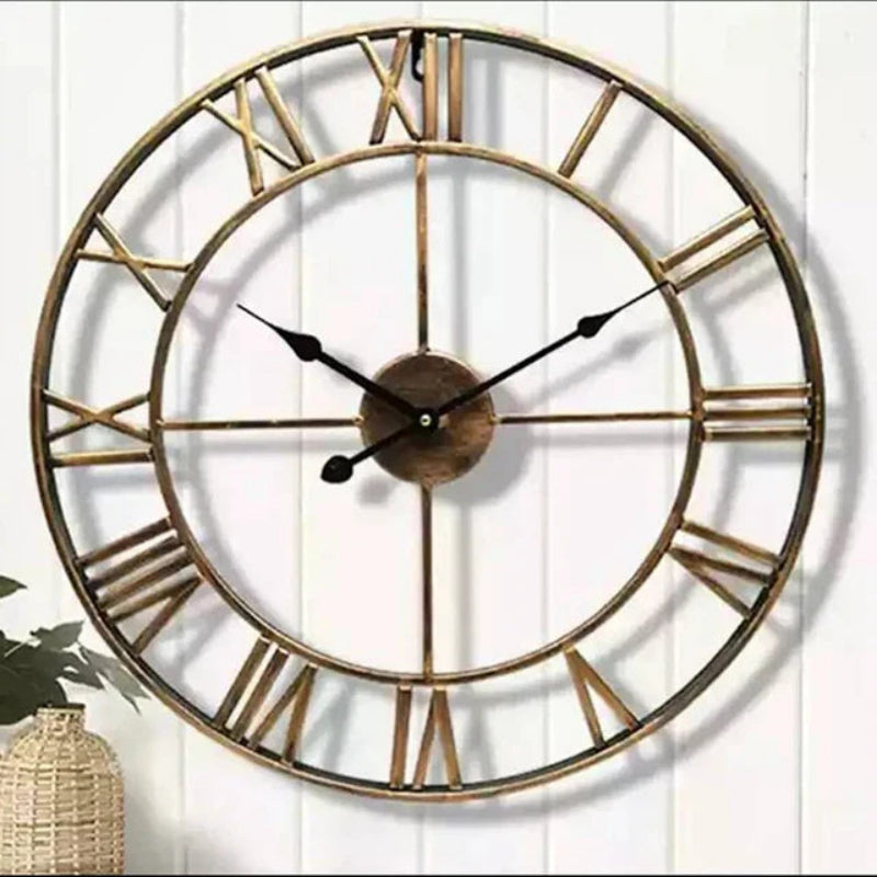 Elegant Round Wall Clock with Classic Numerals